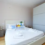 Iris Private Pool Вилла